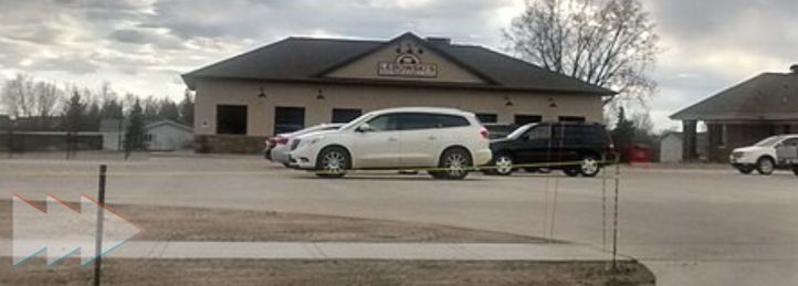 Robins, IA
